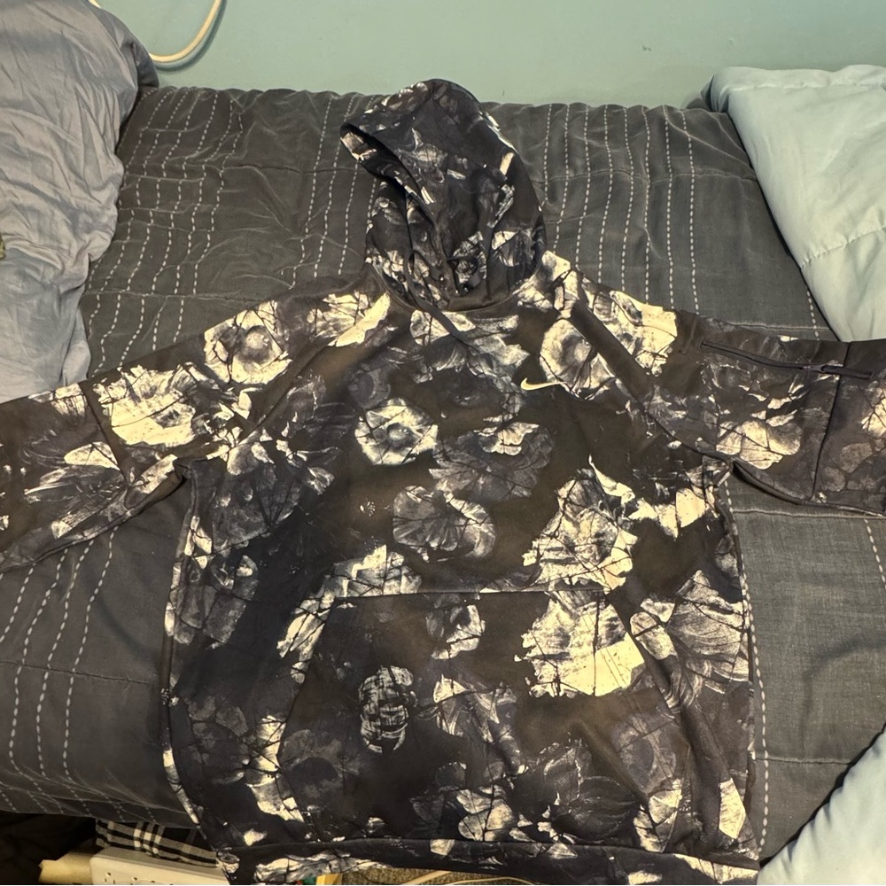 Nike Black and White Floral Men's Sweater